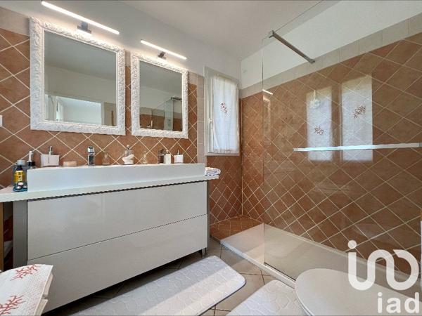 Maison à vendre 7 pièces 170 m² La Londe-les-Maures