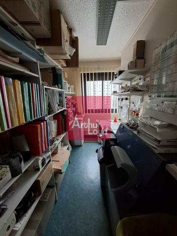 CHAMALIERES LOCAL PROFESSIONNEL 43 M² A VENDRE