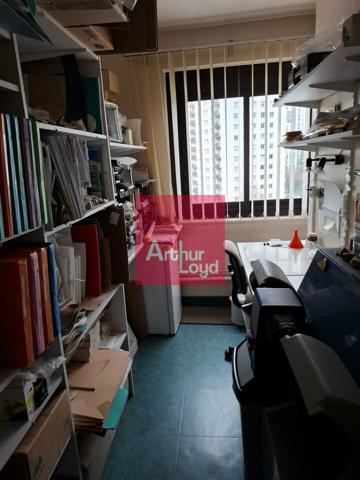 CHAMALIERES LOCAL PROFESSIONNEL 43 M² A VENDRE