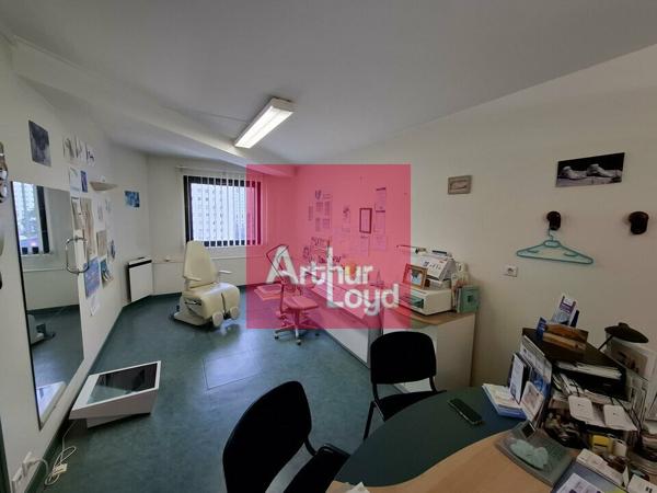 CHAMALIERES LOCAL PROFESSIONNEL 43 M² A VENDRE