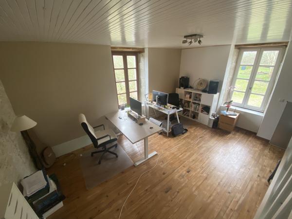 Lauzerte (82110) TARN ET GARONNE Lauzerte Maison en pierre avec 2 gites, piscine et 4 hectares