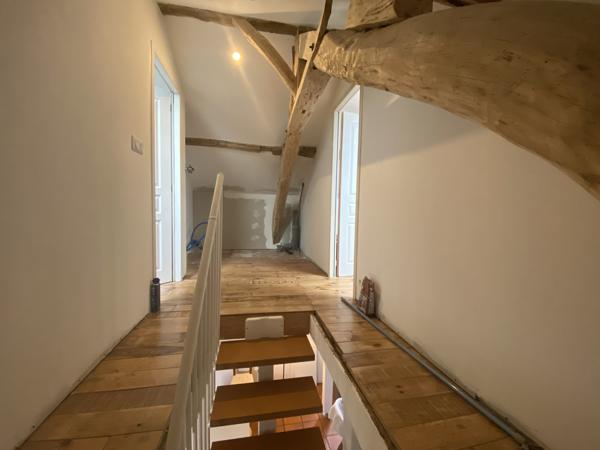 Lauzerte (82110) TARN ET GARONNE Lauzerte Maison en pierre avec 2 gites, piscine et 4 hectares