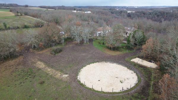 Lauzerte (82110) TARN ET GARONNE Lauzerte Maison en pierre avec 2 gites, piscine et 4 hectares