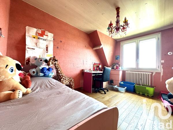 Maison à vendre 7 pièces 141 m² Cachan