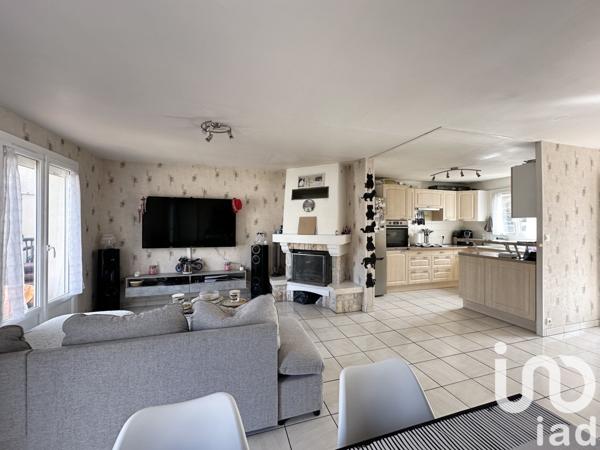 Maison à vendre 5 pièces 76 m² Lorrez-le-Bocage-Préaux