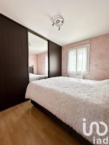 Maison à vendre 5 pièces 76 m² Lorrez-le-Bocage-Préaux