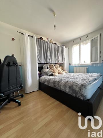 Maison à vendre 5 pièces 76 m² Lorrez-le-Bocage-Préaux