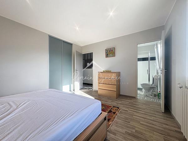 Millau (12100) MAISON F5 106 M2 AVEC PISCINE SUR TERRAIN DE 722 M2