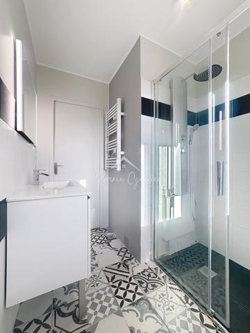 Millau (12100) MAISON F5 106 M2 AVEC PISCINE SUR TERRAIN DE 722 M2