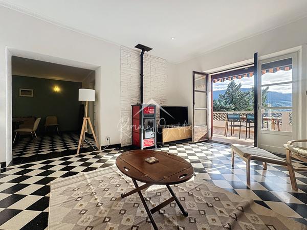 Millau (12100) MAISON F5 106 M2 AVEC PISCINE SUR TERRAIN DE 722 M2