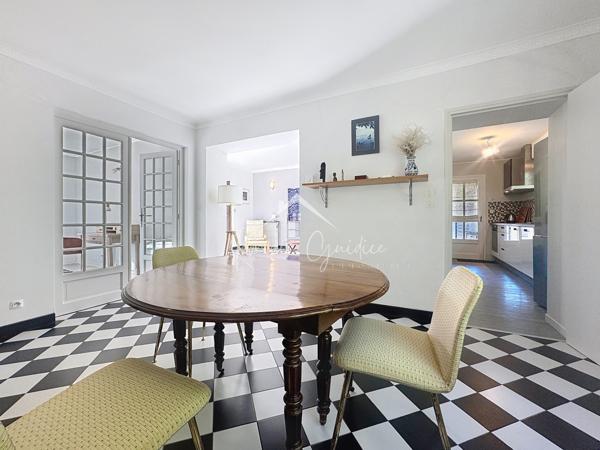 Millau (12100) MAISON F5 106 M2 AVEC PISCINE SUR TERRAIN DE 722 M2