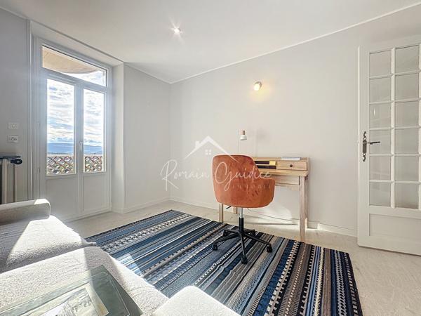 Millau (12100) MAISON F5 106 M2 AVEC PISCINE SUR TERRAIN DE 722 M2