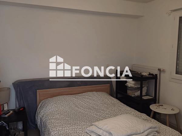 Location Appartement 2 pièces 38.56 m² - 161 RUE LOUIS JULIENNE Granville 50400