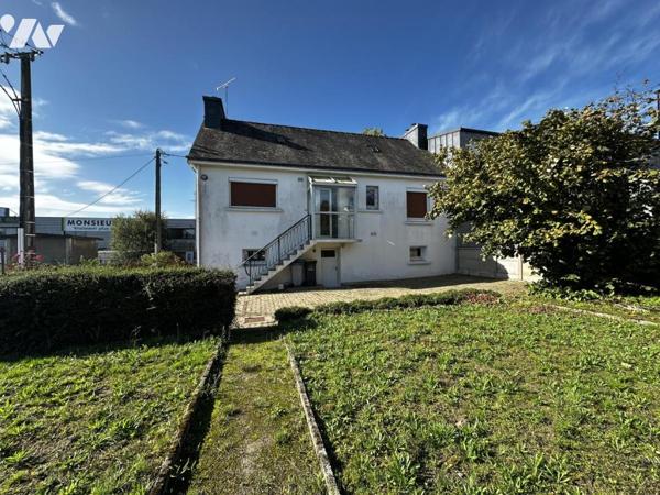 A VENDRE 56 PLOEREN Luscanen, MAISON RDC SURELEVE - PROCHE AXE PASSANT 