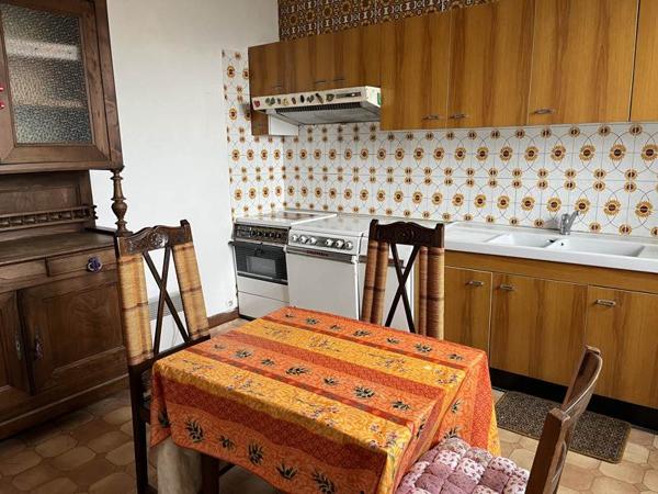 Maison à vendre 129 600 € Saint-Justin 5 p 202 m² DPE F