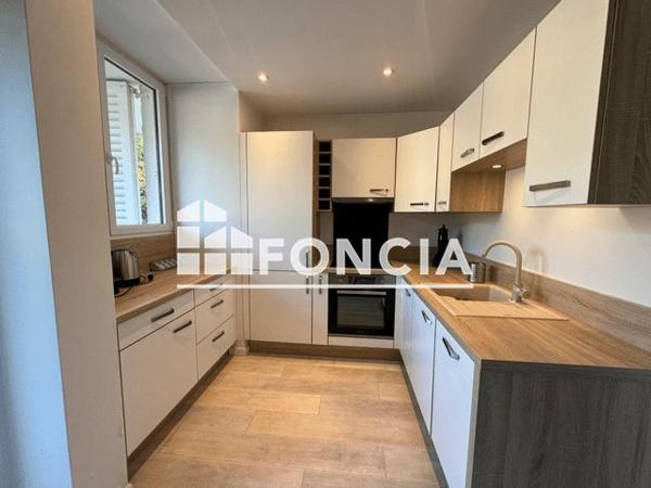 Location Studio 33.6 m² - 70 AVENUE JEAN DE LATTRE DE TASSIGNY Cannes 06400