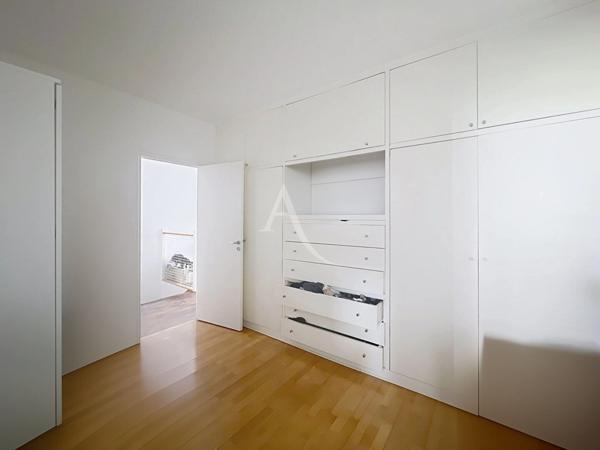 Suresnes Hypercentre - Duplex de 4 pièces 131m² - Cave