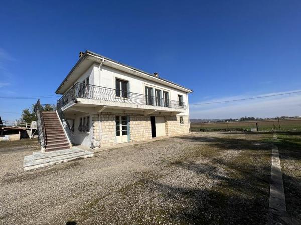 Maison à vendre 180 000 € Sauveterre-Saint-Denis 6 p 184 m² DPE G