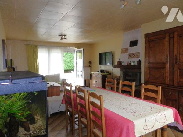 Pavillon de 151 m² comprenant 6 chambres