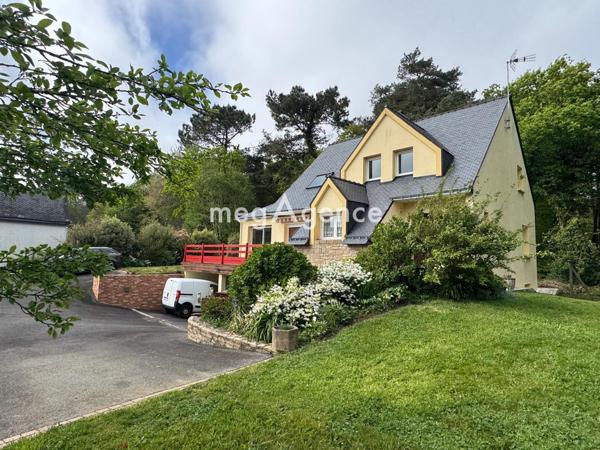Maison à Quéven, 56530 - 6 pièces 146m²