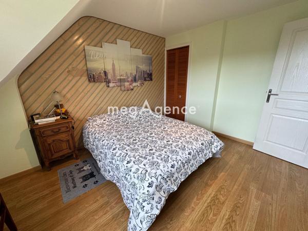 Maison à Quéven, 56530 - 6 pièces 146m²