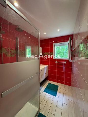 Maison à Quéven, 56530 - 6 pièces 146m²