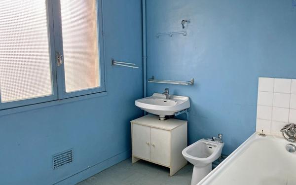 Maison à vendre    4 pièces •  Angoulême