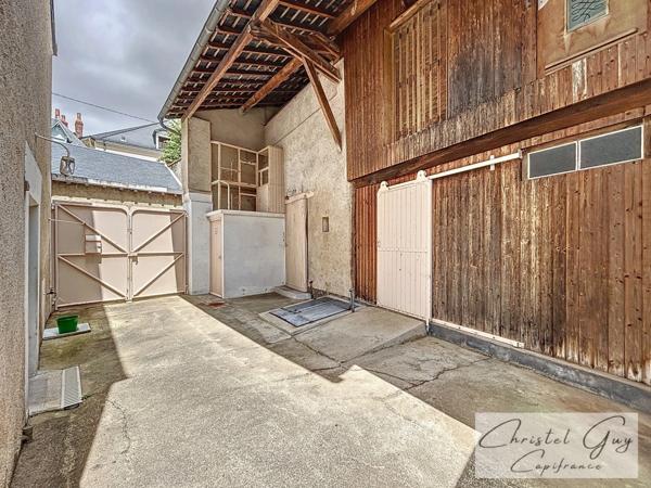 Montval-sur-Loir (72500), maison de charme à vendre 3 chambres, coeur de ville