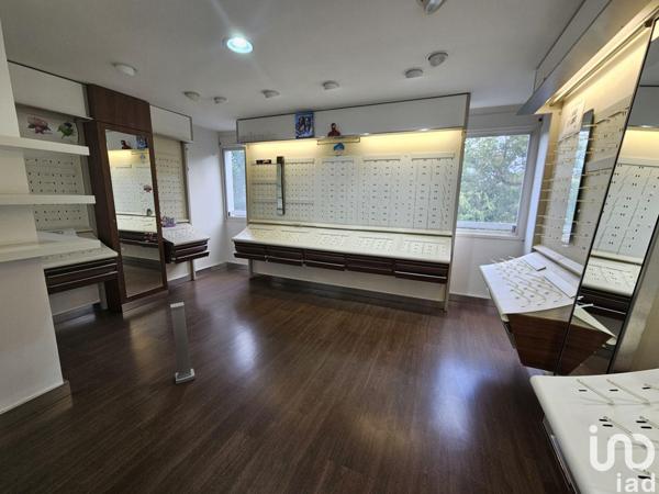 Droit au bail à vendre 100 m² La Celle-Saint-Cloud