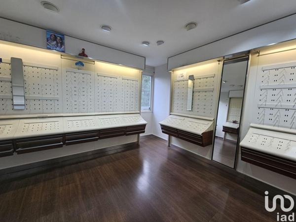 Droit au bail à vendre 100 m² La Celle-Saint-Cloud