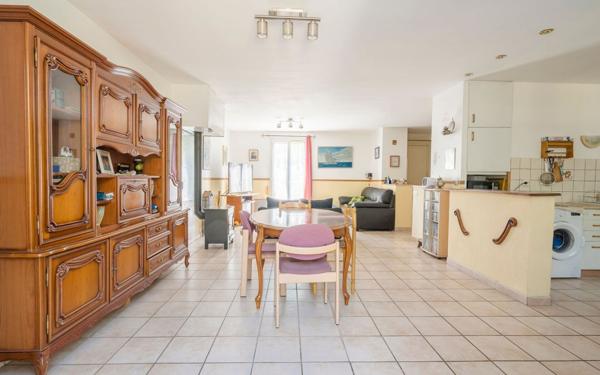 Maison à vendre    6 pièces •  Gagny