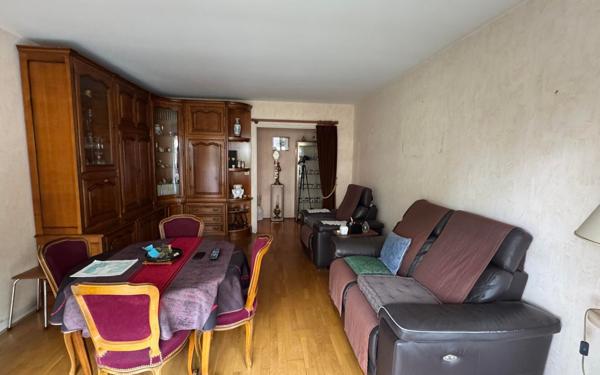 Appartement à vendre    3 pièces • 70 m2 Clichy