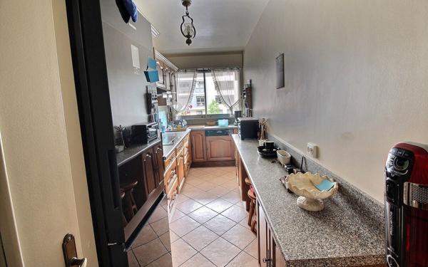 Appartement à vendre    3 pièces • 70 m2 Clichy