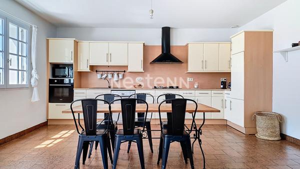 Maison à vendre à Les Sables d'Olonne Bourg Olonne 170 m² 4 chambres bureau terrain 1570 m²