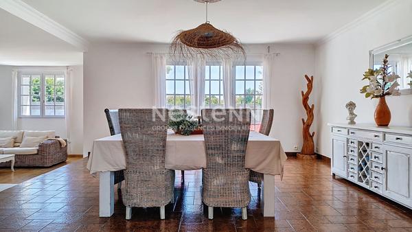 Maison à vendre à Les Sables d'Olonne Bourg Olonne 170 m² 4 chambres bureau terrain 1570 m²