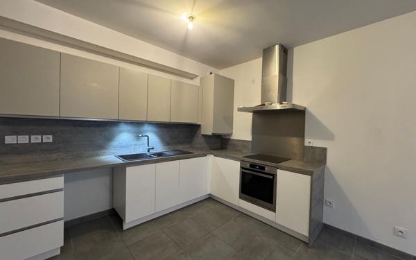 Appartement à louer    2 pièces •  Romans-sur-Isère