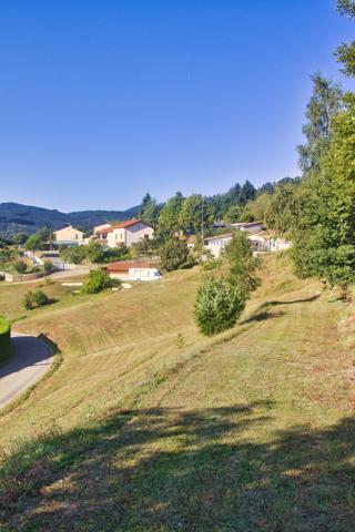 Vanosc (07690) Vanosc - Terrain constructible viabilisé 2000 m²