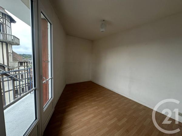 Appartement à vendre  3 pièces - 60,20 m 2   LISIEUX  - 14