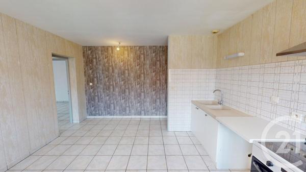 Appartement F4 à vendre  5 pièces - 89 m2 VERCEL VILLEDIEU LE CAMP - 25