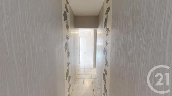 Appartement F4 à vendre  5 pièces - 89 m2 VERCEL VILLEDIEU LE CAMP - 25