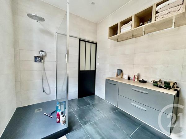 Appartement F3 à vendre  3 pièces - 107,54 m2 LA ROCHE SUR YON - 85