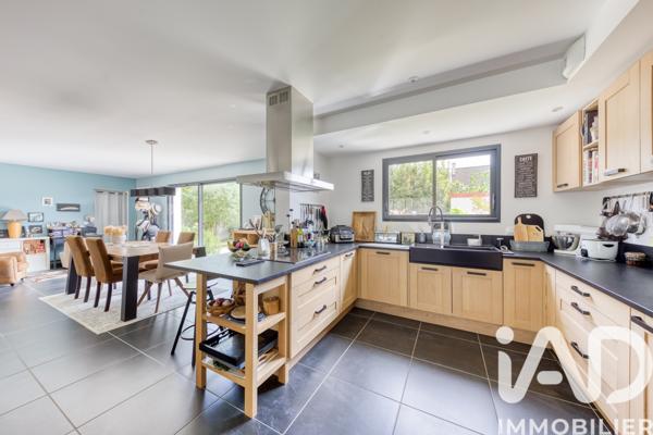 Maison à vendre 6 pièces 166 m² Noisy-le-Grand