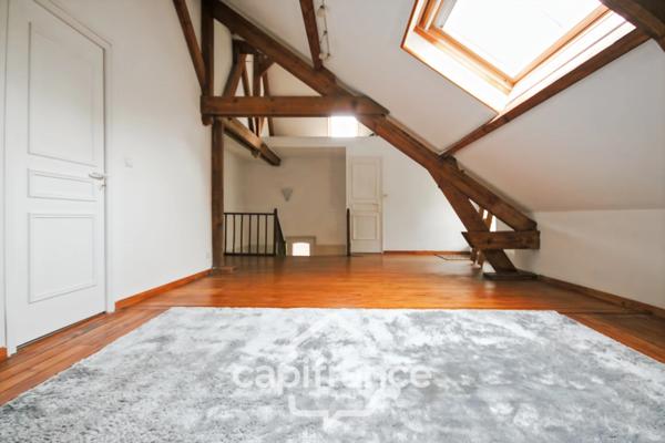 Maison bourgeoise de 230 m² - 6 pièces - SAINT QUENTIN (02)