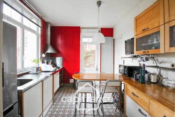 Maison bourgeoise de 230 m² - 6 pièces - SAINT QUENTIN (02)