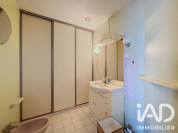 Maison à vendre 6 pièces 170 m² Neuville-de-Poitou