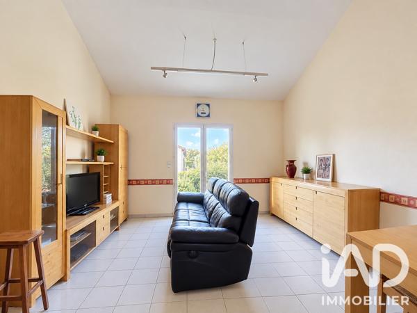 Maison à vendre 6 pièces 170 m² Neuville-de-Poitou