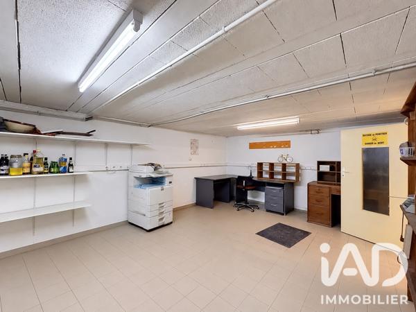 Maison à vendre 6 pièces 170 m² Neuville-de-Poitou