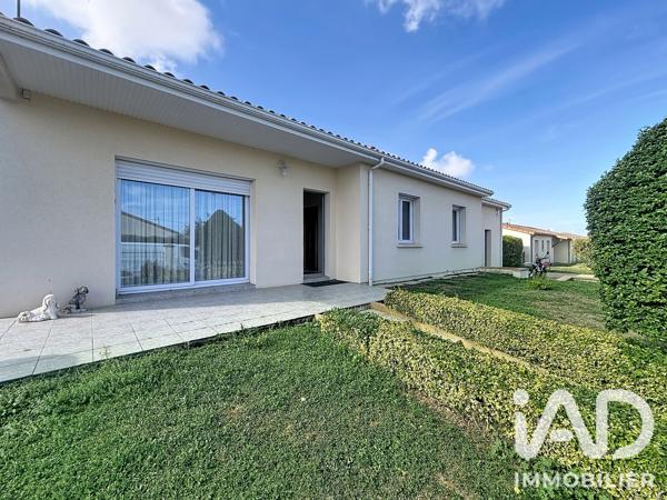 Maison à vendre 6 pièces 170 m² Neuville-de-Poitou