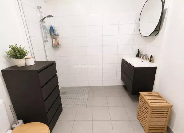 Vente                                                      Appartement
                        
                     2 pièces                      52 m2                     à Colmar