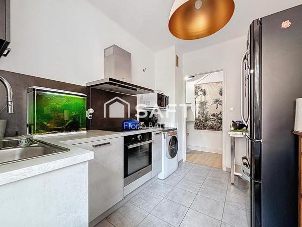 F2 centre-ville avec terrasse ascenseur